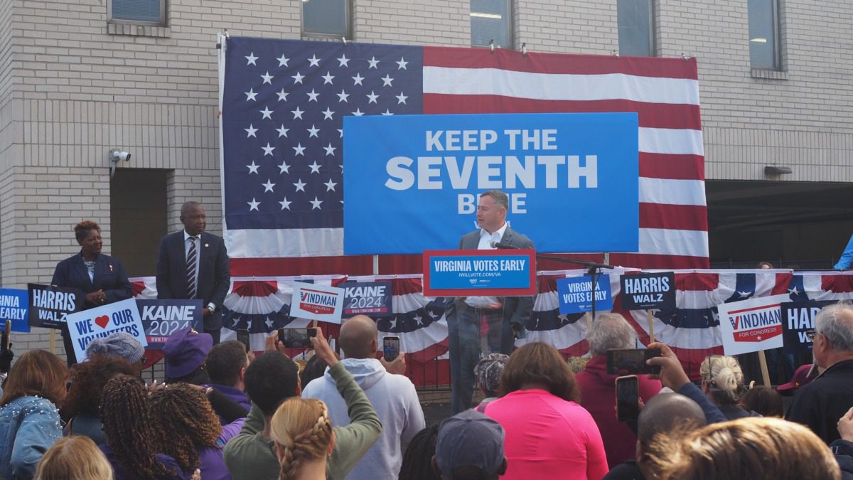 Vindman rallies in Dumfries ahead of key Virginia congressional matchup